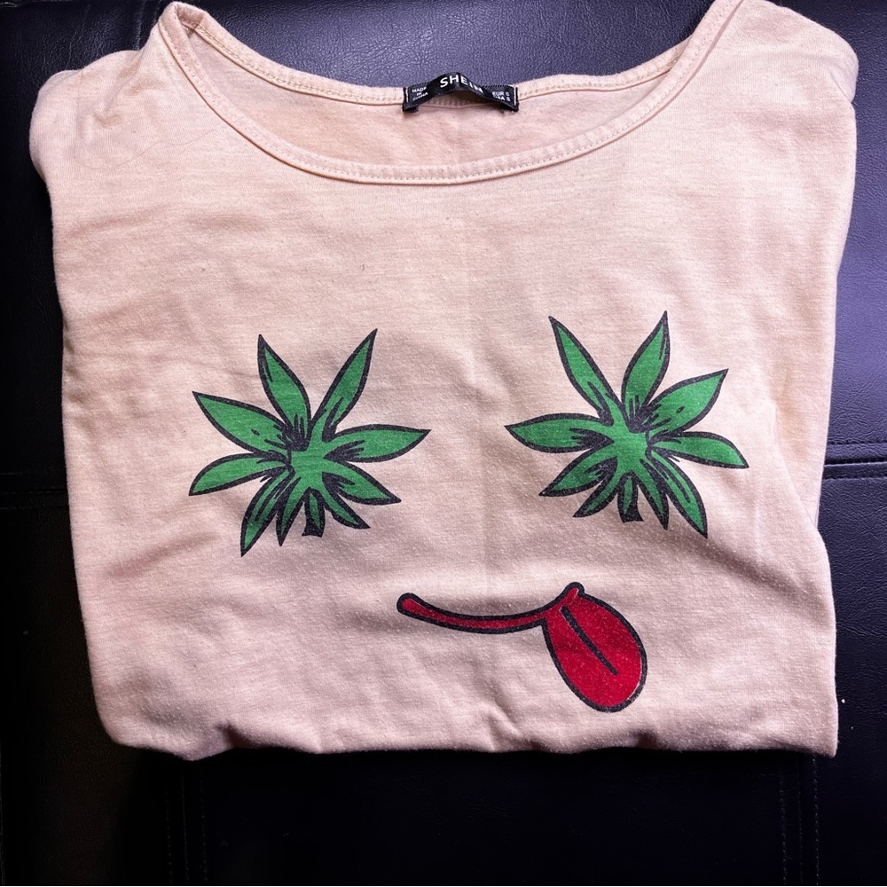 Bud Smiley Graphic Tee